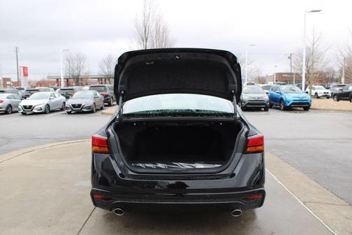 2025 Nissan Altima 2.5 SR