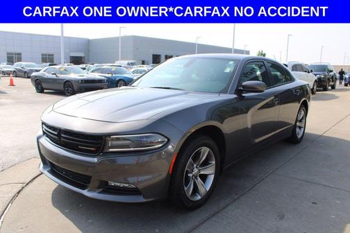 2016 Dodge Charger SXT
