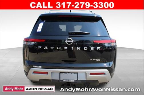 2025 Nissan Pathfinder Platinum
