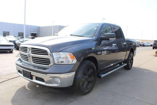Granite Crystal Metallic Clearcoat 2016 RAM 1500 Big Horn