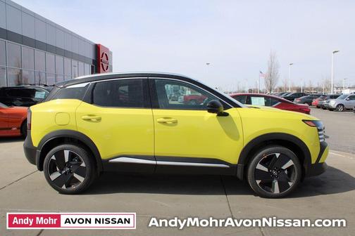 2025 Nissan Kicks SR