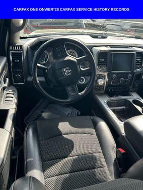 Brilliant Black Crystal Pearlcoat 2016 RAM 1500 Sport