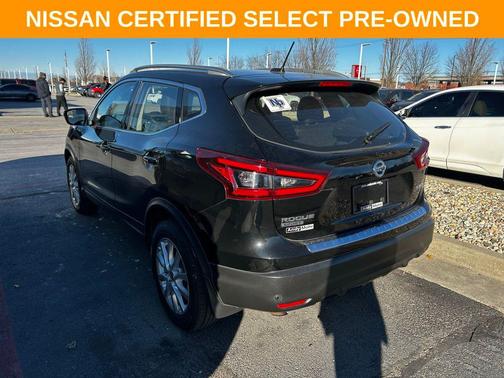 2021 Nissan Rogue Sport SV