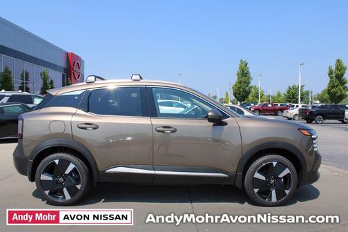 2025 Nissan Kicks SR