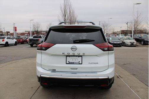 2025 Nissan Rogue Platinum