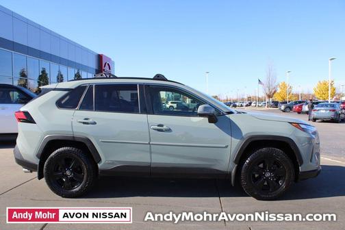 2022 Toyota RAV4 Hybrid XLE