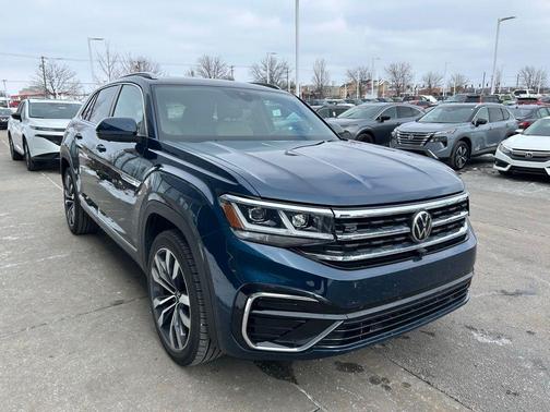 2022 Volkswagen Atlas Cross Sport 3.6L V6 SEL Premium R-Line