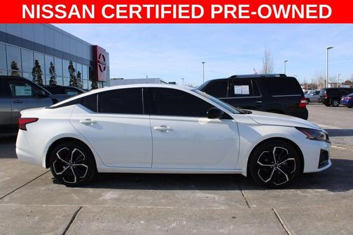 2024 Nissan Altima 2.5 SR