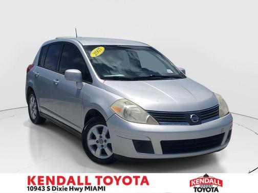 Brilliant Silver Metallic 2007 Nissan Versa S