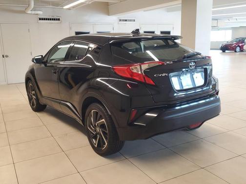 Black Sand Pearl 2022 Toyota C-HR Limited