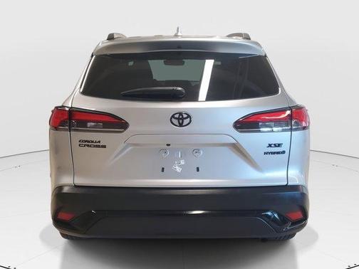 2023 Toyota Corolla Cross Hybrid XSE