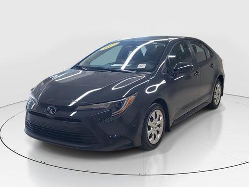 UNDERGROUND 2025 Toyota Corolla LE
