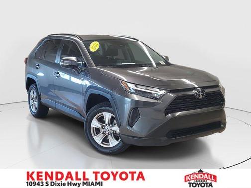 2022 Toyota RAV4 XLE