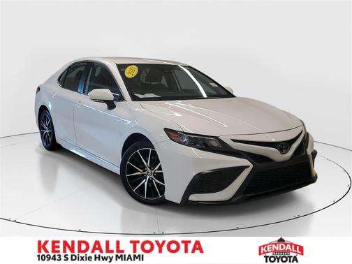 2023 Toyota Camry SE