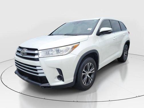 Blizzard Pearl 2018 Toyota Highlander LE