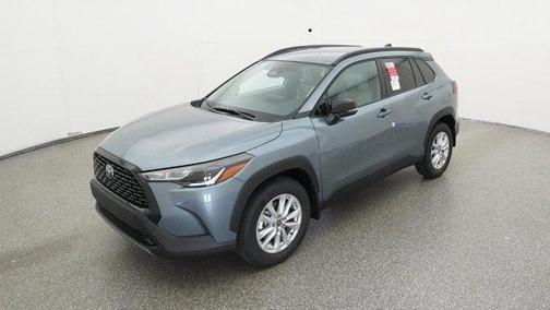 2025 Toyota Corolla Cross LE