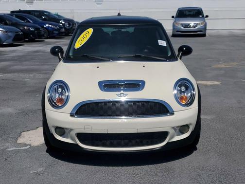 Pepper White 2009 MINI Cooper S