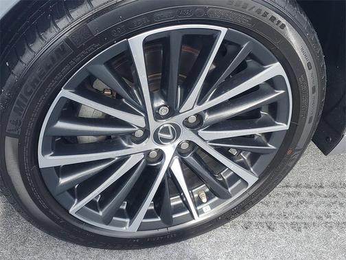 2022 Lexus ES 350 Base