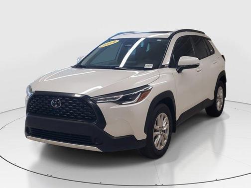 2024 Toyota Corolla Cross LE