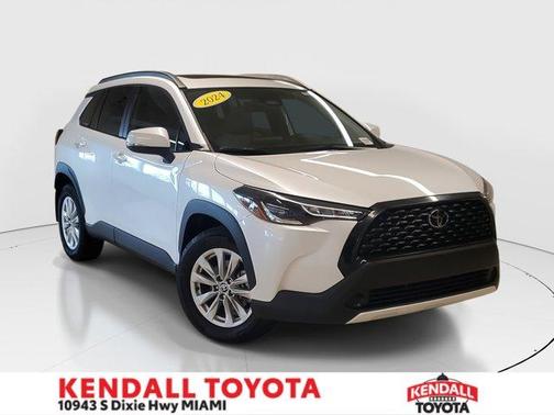 2024 Toyota Corolla Cross LE