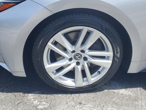 Iridium 2021 Lexus IS 300 Base