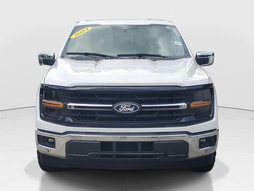 Oxford White 2024 Ford F-150 XLT