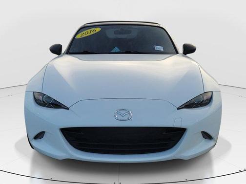 Arctic White 2016 Mazda MX-5 Miata Club