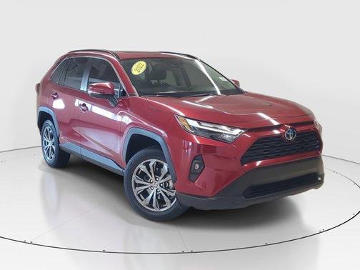 2022 Toyota RAV4 Hybrid XLE Premium