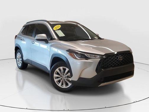 2024 Toyota Corolla Cross LE