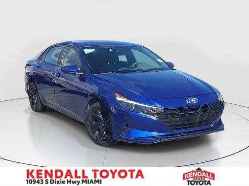 2022 Hyundai ELANTRA SEL