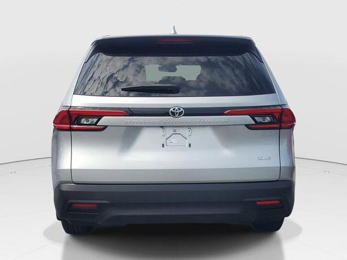Celestial Silver Metallic 2024 Toyota Grand Highlander XLE