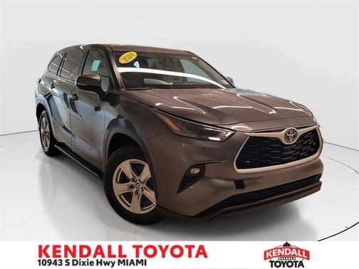 2024 Toyota Highlander LE
