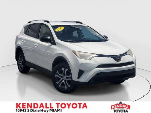 Super White 2017 Toyota RAV4 LE