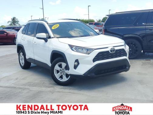 Super White 2020 Toyota RAV4 XLE