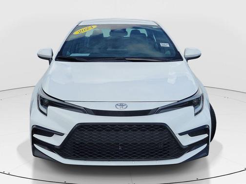 Ice 2024 Toyota Corolla SE