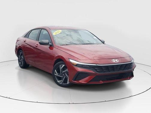 2025 Hyundai ELANTRA SEL Sport