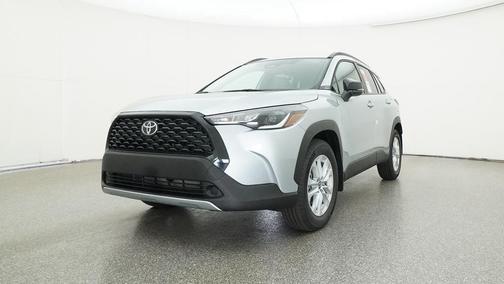 2025 Toyota Corolla Cross LE