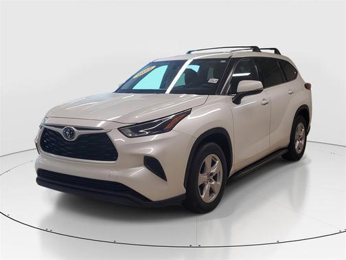 2022 Toyota Highlander L