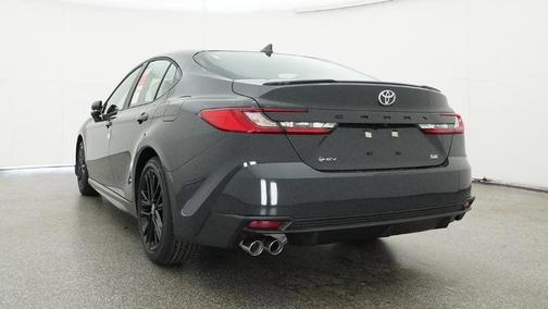 UNDERGROUND 2026 Toyota Camry SE