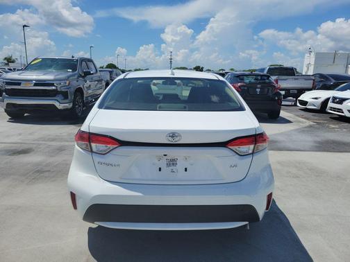 Super White 2020 Toyota Corolla LE