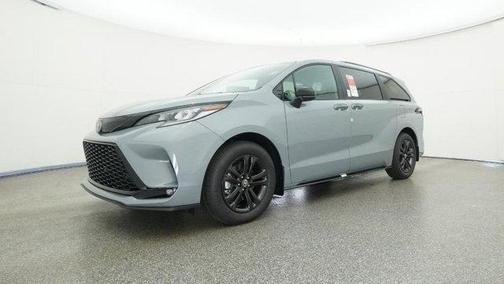 2025 Toyota Sienna XSE 7 Passenger