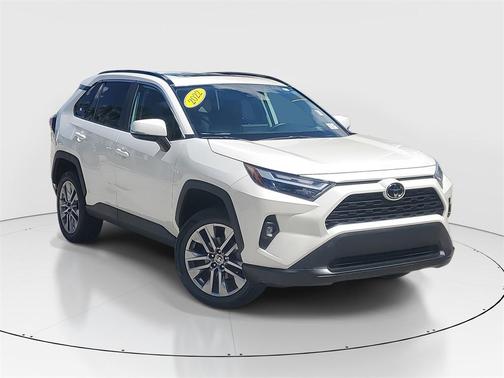 2022 Toyota RAV4 XLE Premium
