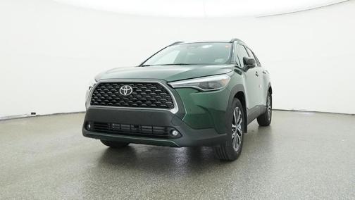 2025 Toyota Corolla Cross XLE
