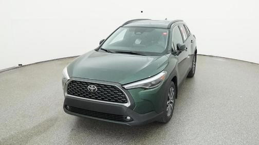 2025 Toyota Corolla Cross XLE
