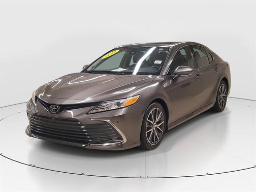 2022 Toyota Camry XLE