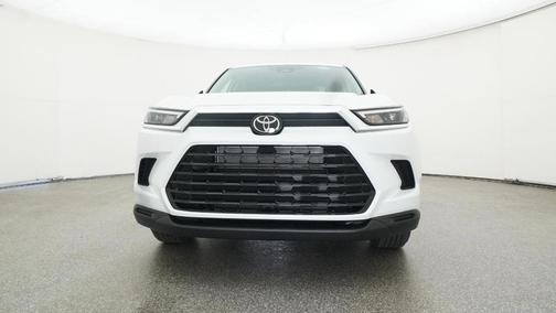 2026 Toyota Highlander 