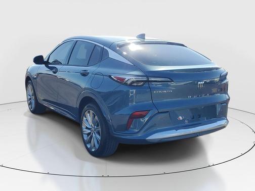 Ocean Blue Metallic 2025 Buick Envista Avenir