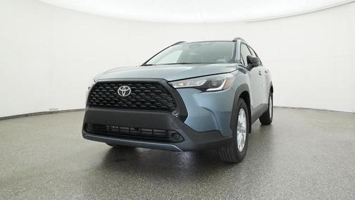 2025 Toyota Corolla Cross LE