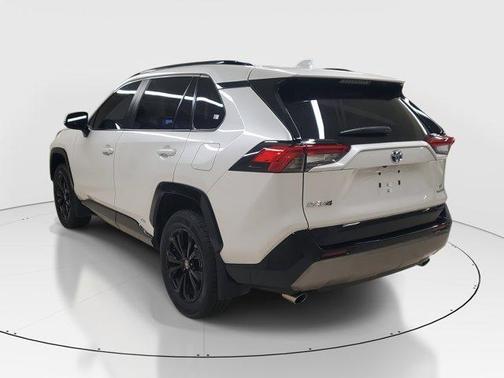 2024 Toyota RAV4 Hybrid SE
