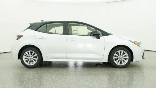 Pearl 2026 Toyota Corolla Hatchback SE